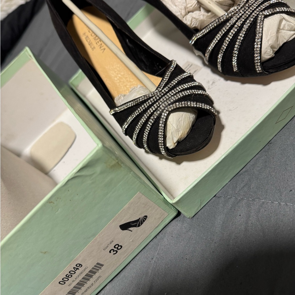 Elegant Black Peep-Toe Heels with Rhinestone Detailing